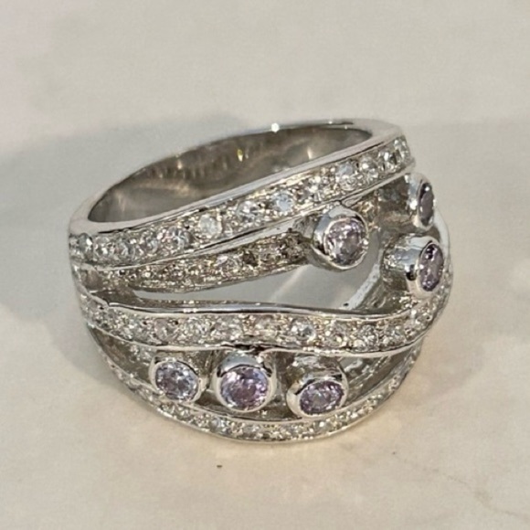 Vintage Sterling Silver Cubic Zirconia Ring sz 8 - Picture 2 of 7